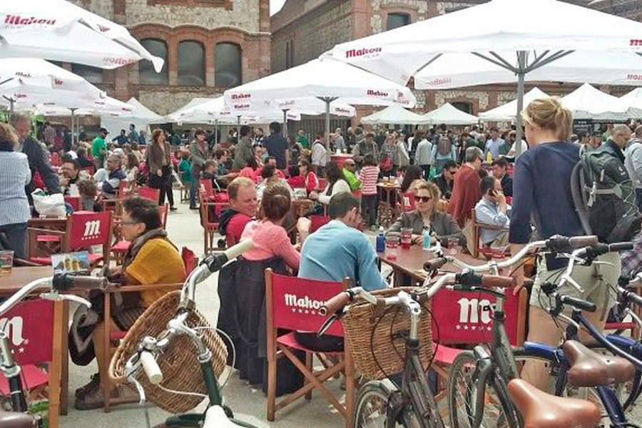 Imagen del evento al aire libre en el espacio matadero de Madrid